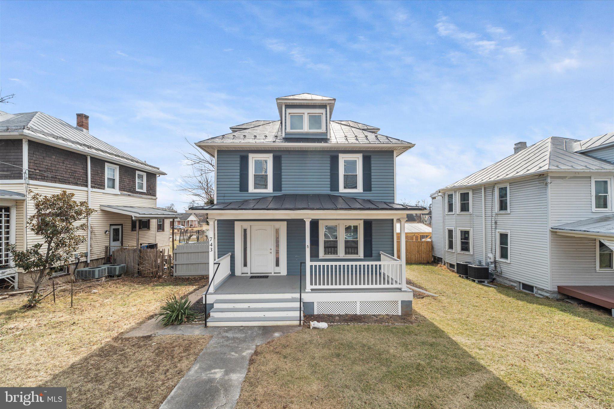 743 BERRYVILLE AVENUE