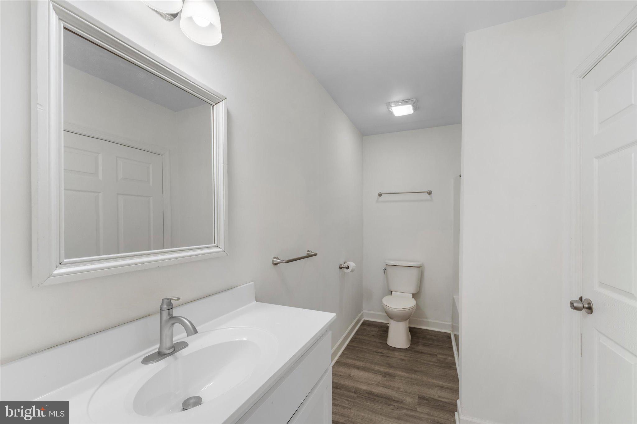 743 BERRYVILLE AVENUE