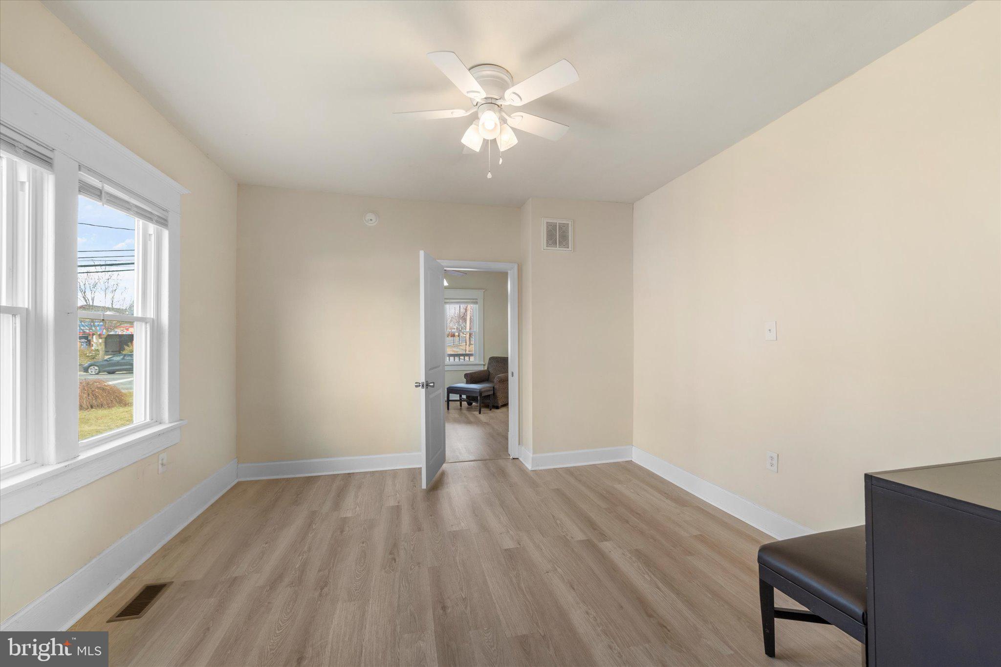 743 BERRYVILLE AVENUE