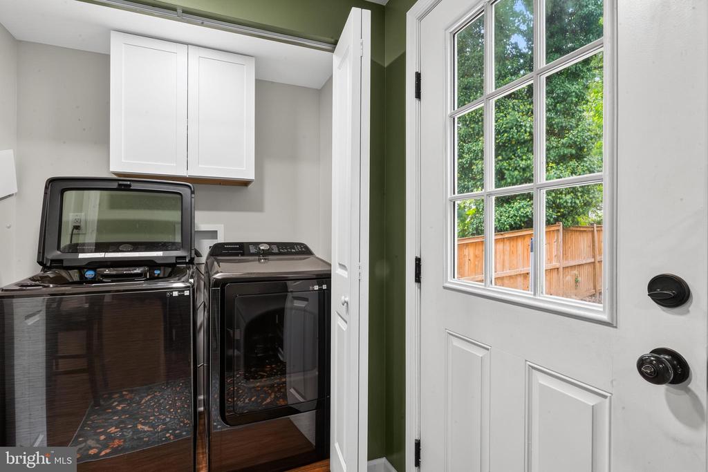 117 E PALL MALL STREET