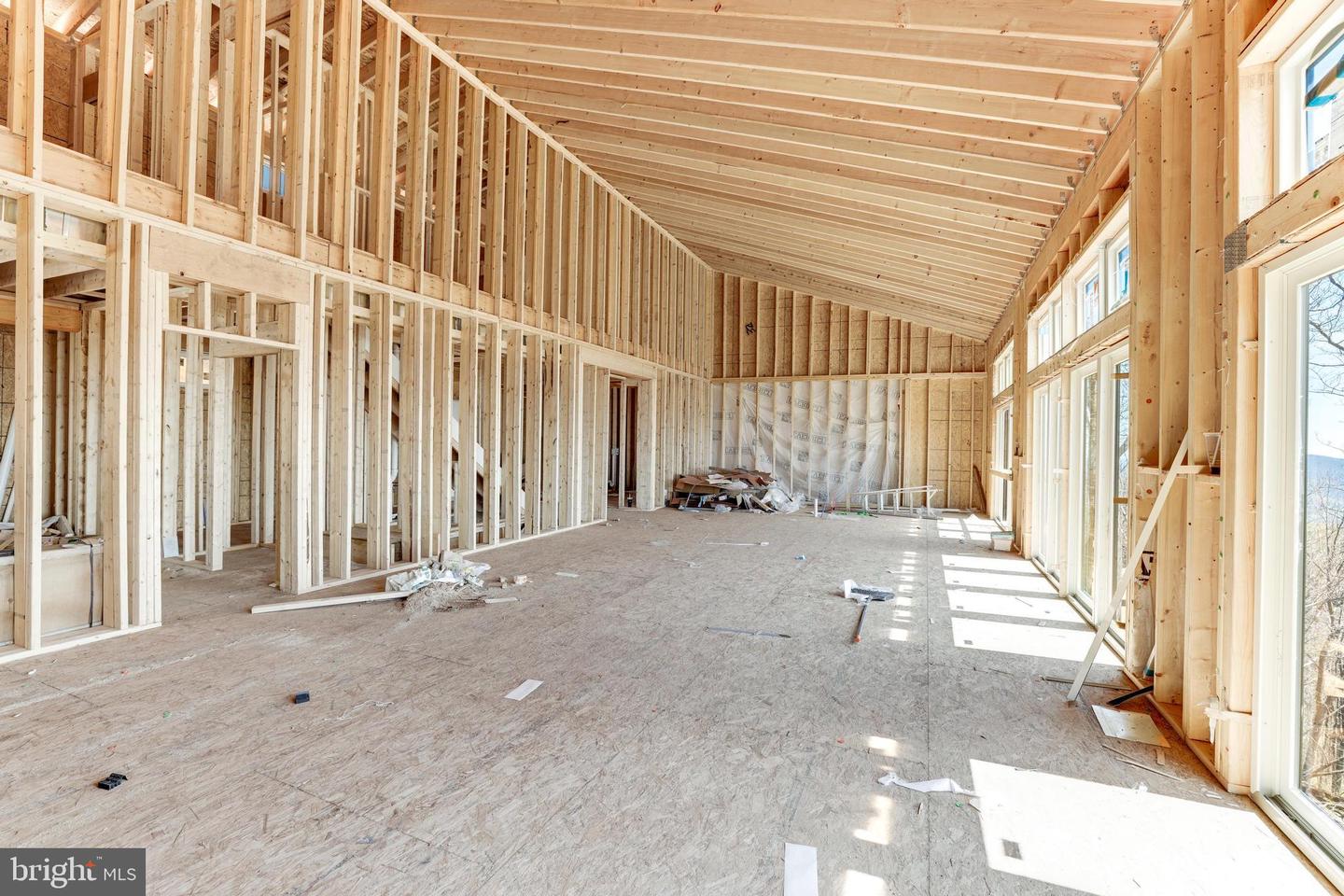 716 ALPINE DR