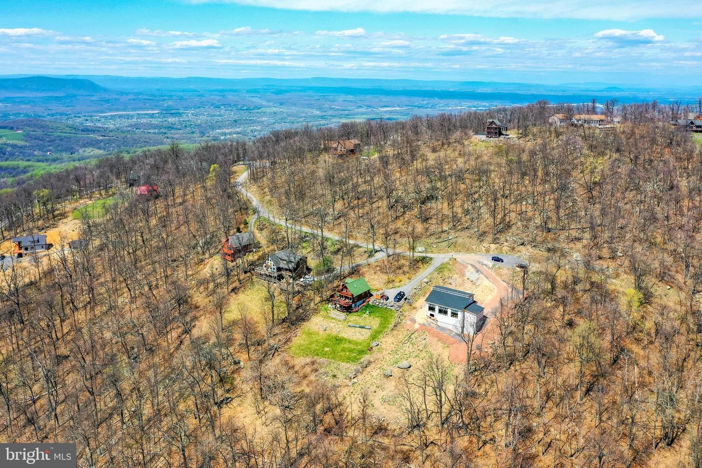 716 ALPINE DR