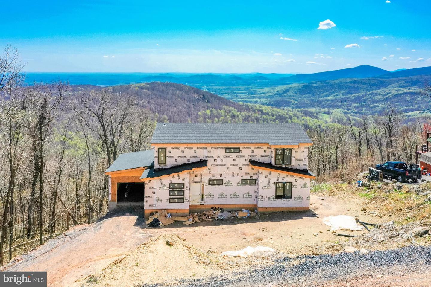 716 ALPINE DR