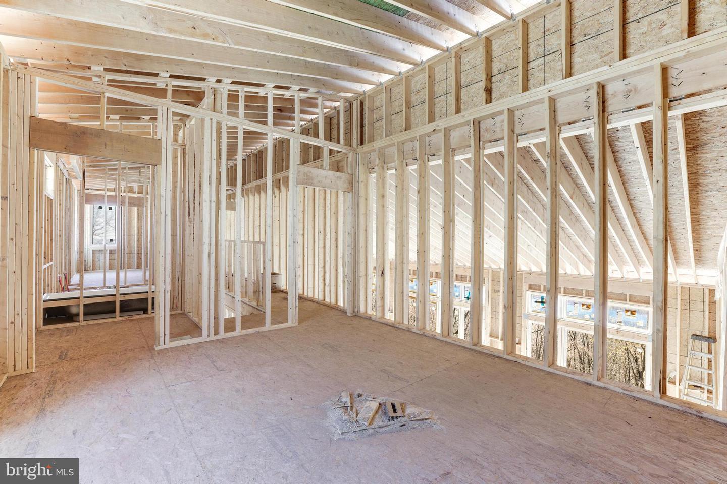 716 ALPINE DR