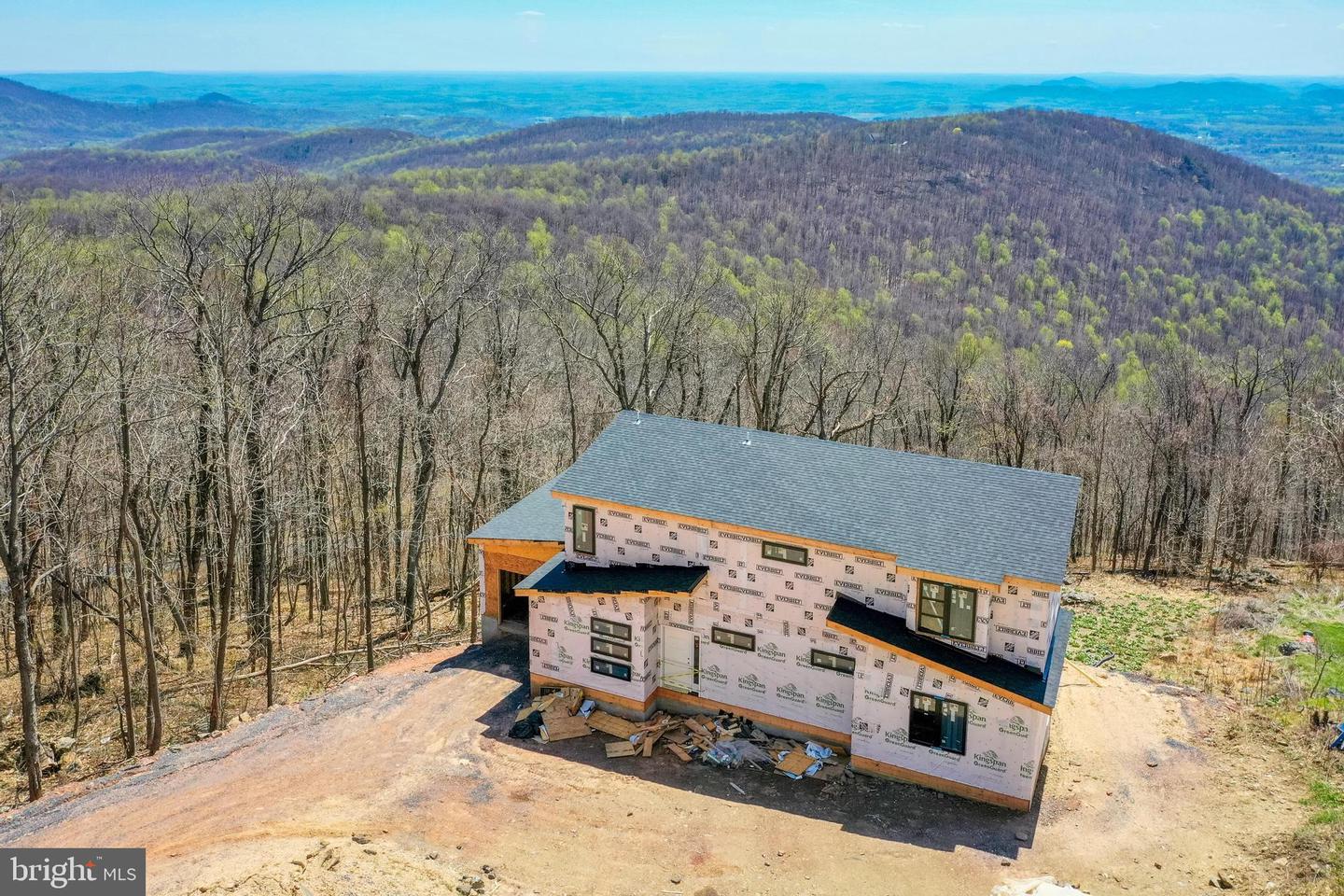 716 ALPINE DR