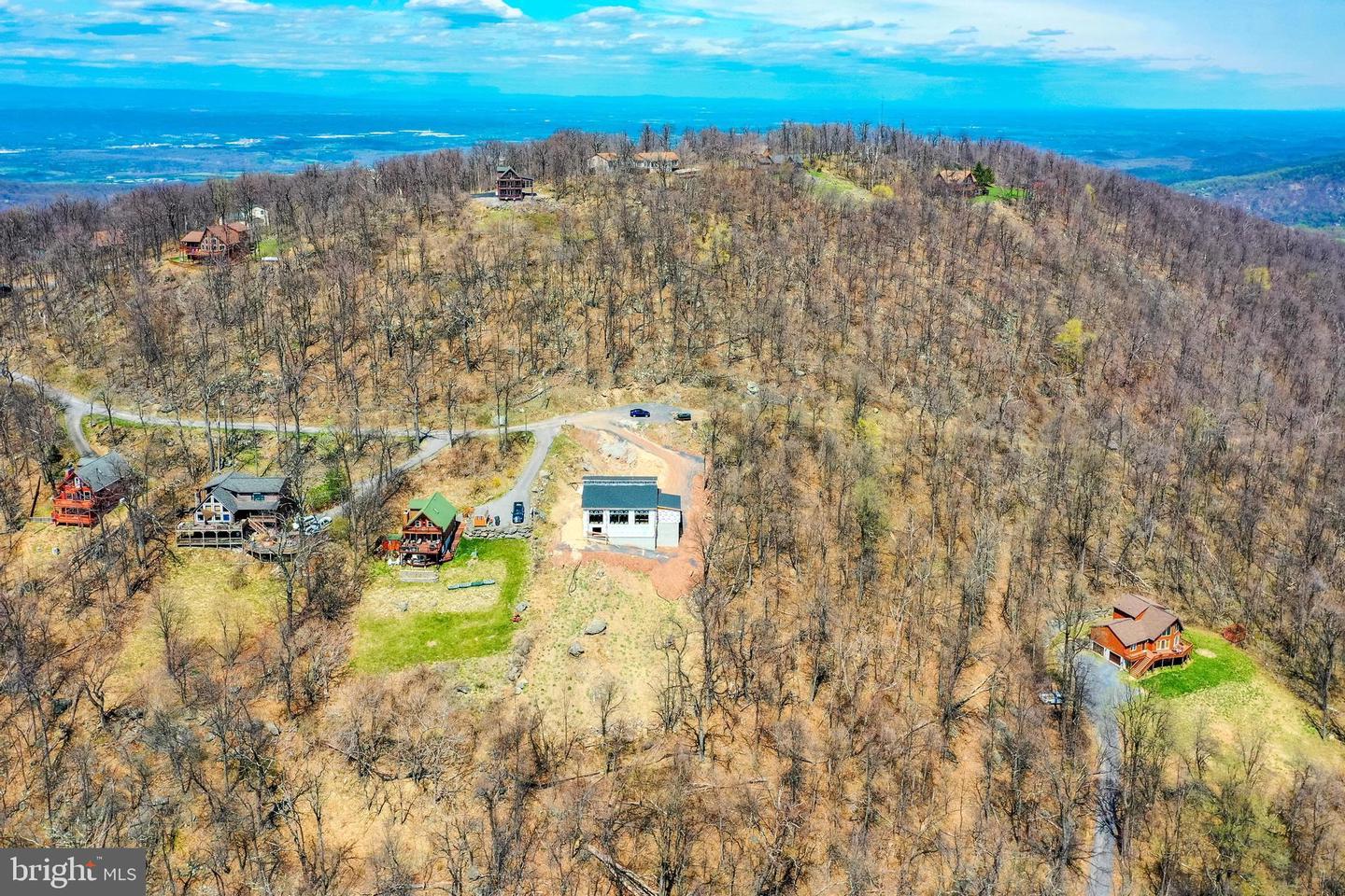716 ALPINE DR