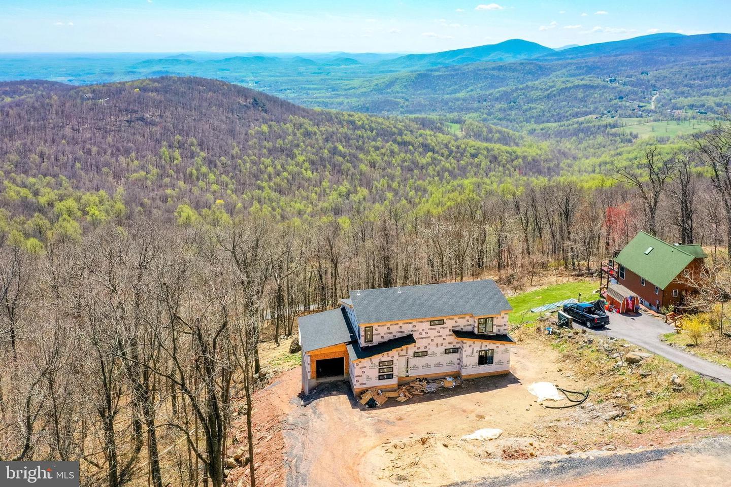 716 ALPINE DR