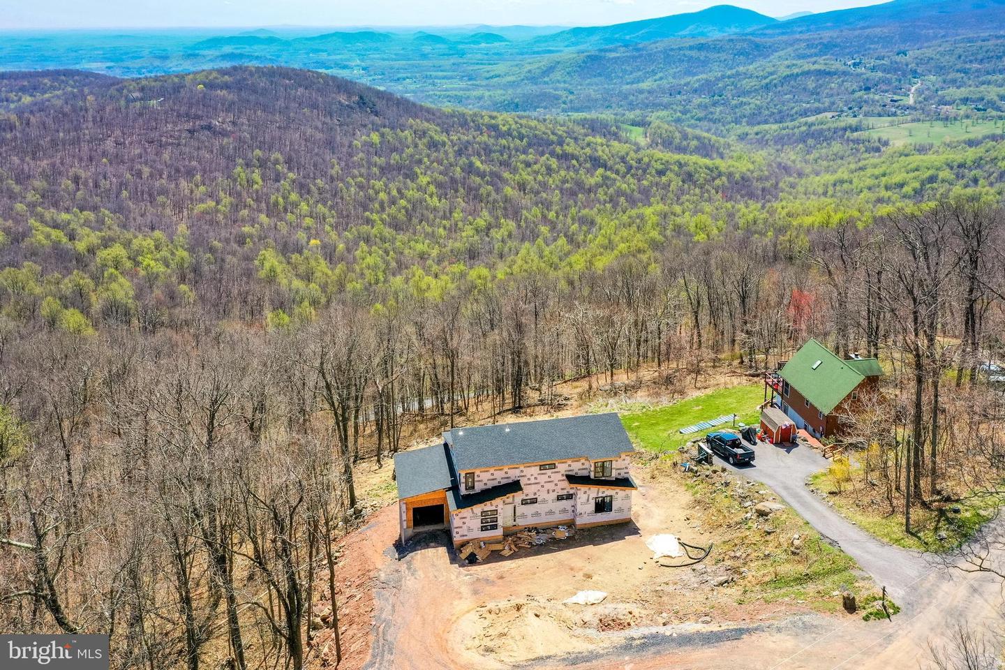 716 ALPINE DR