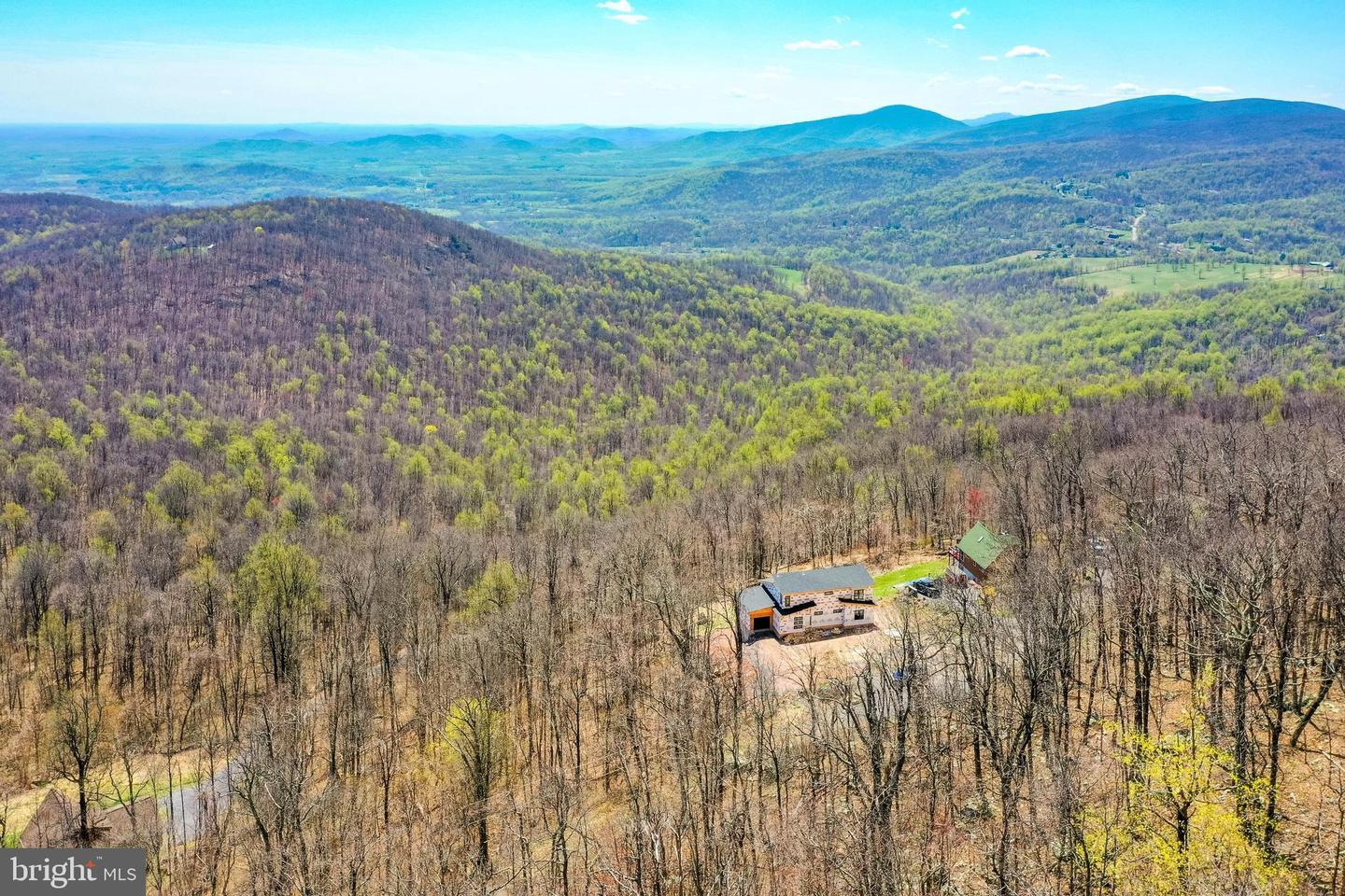 716 ALPINE DR