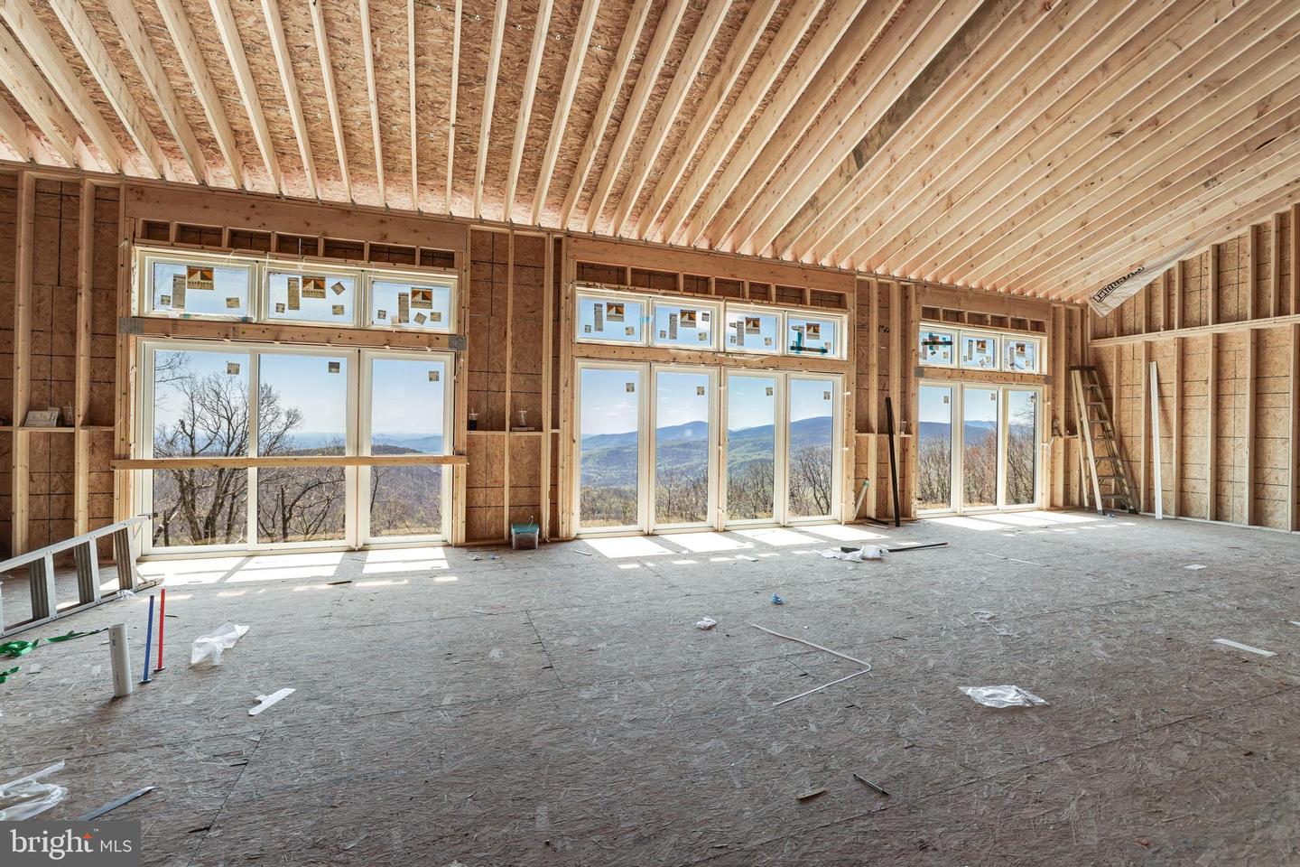 716 ALPINE DR