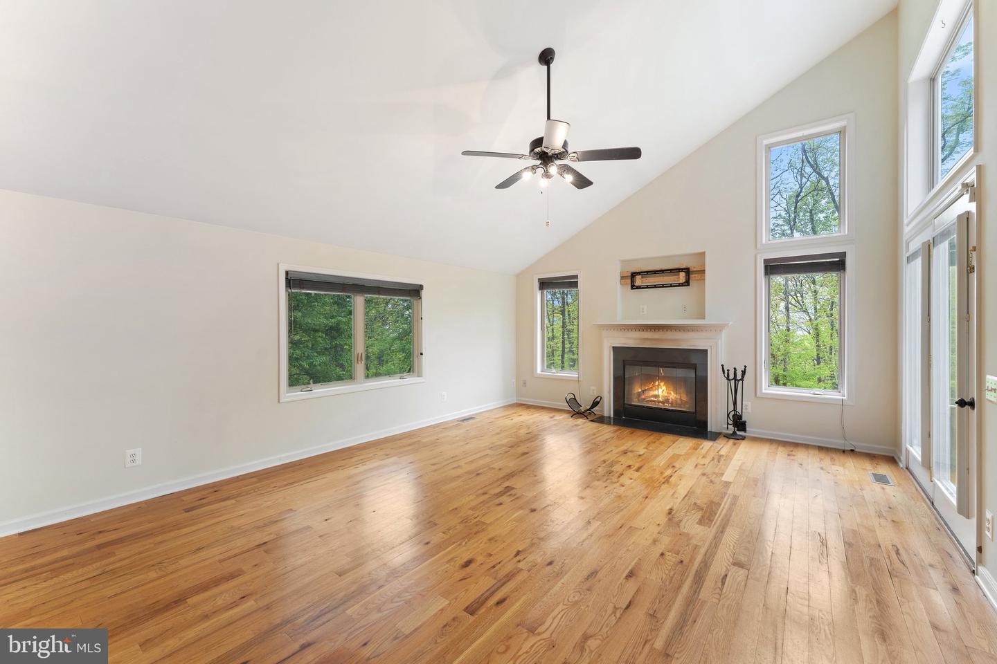 295 MOUNTAIN HEIGHTS ROAD