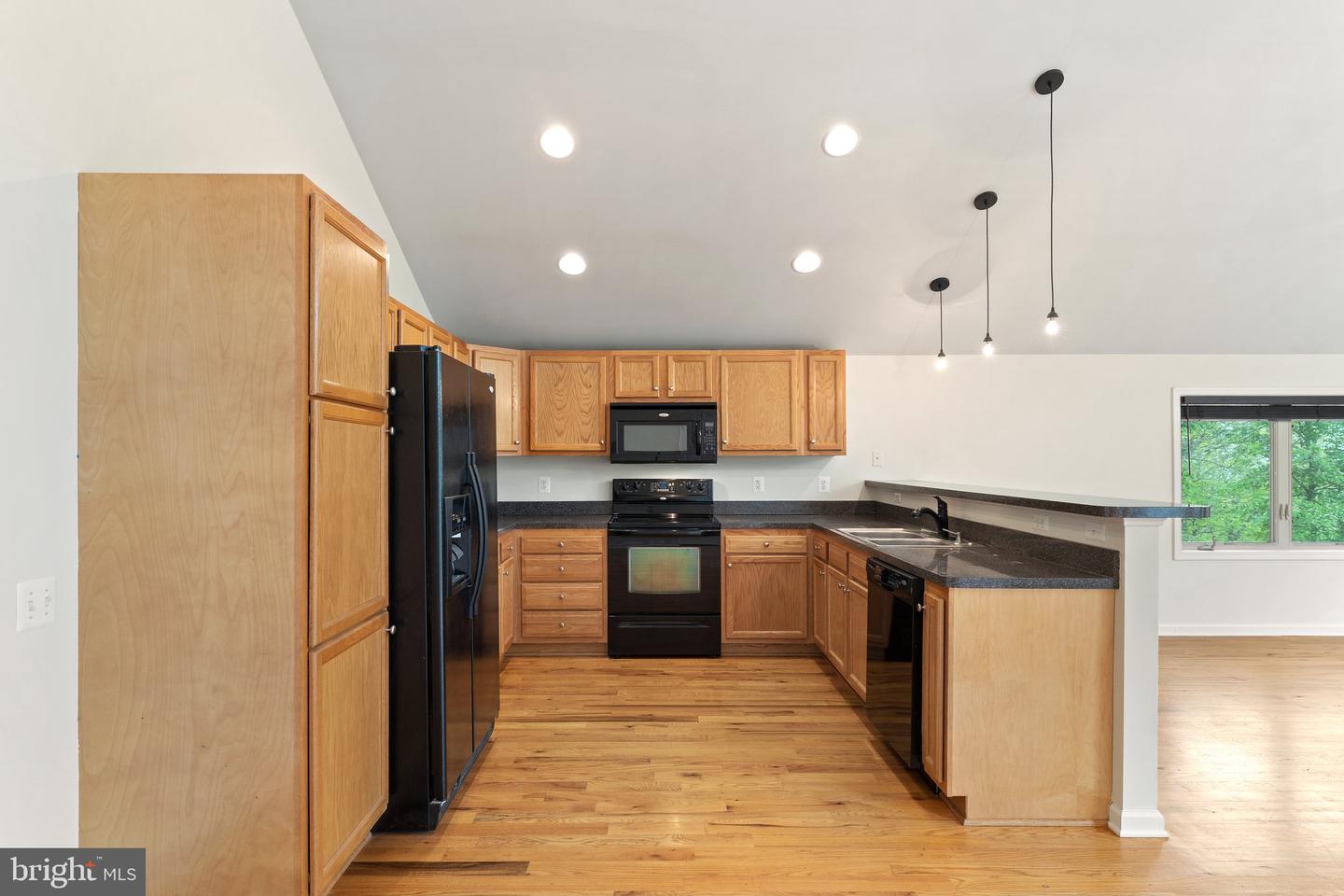 295 MOUNTAIN HEIGHTS ROAD