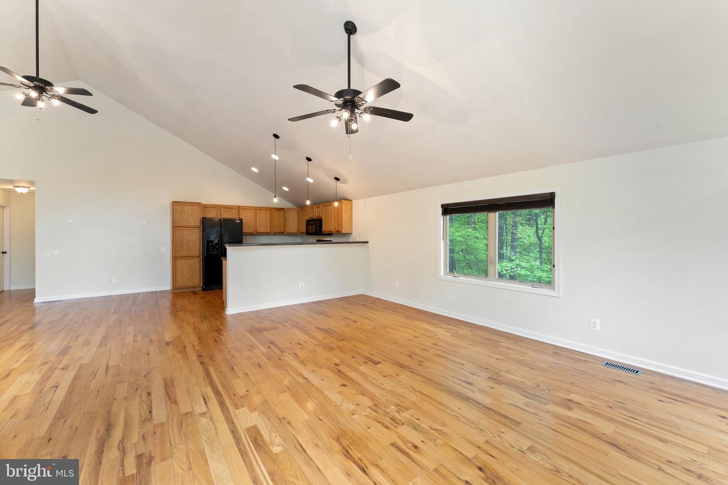 295 MOUNTAIN HEIGHTS ROAD