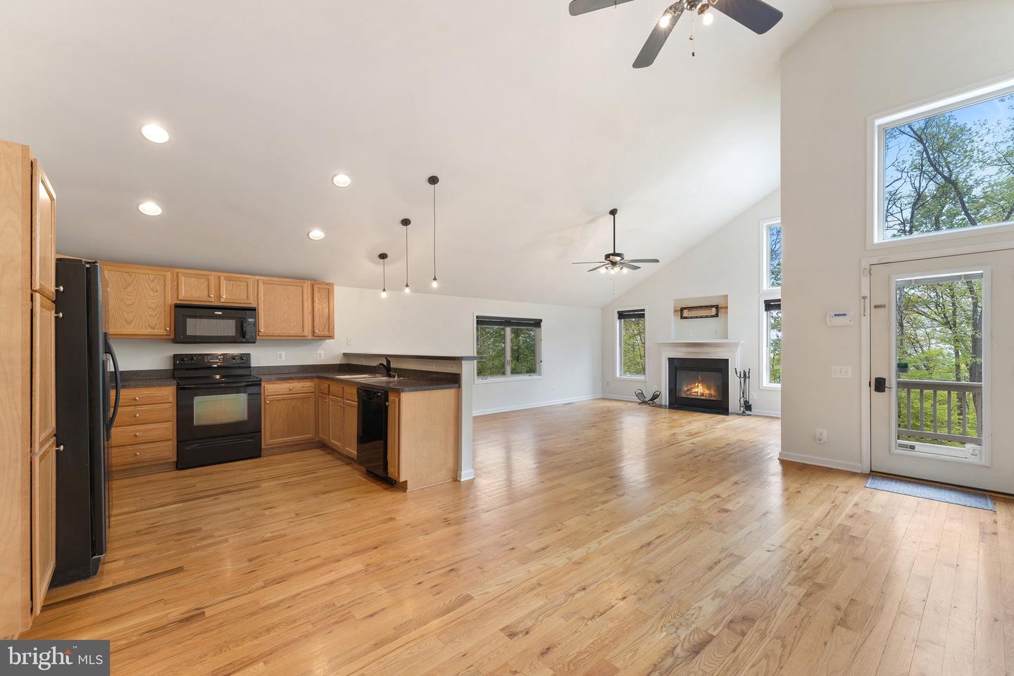 295 MOUNTAIN HEIGHTS ROAD