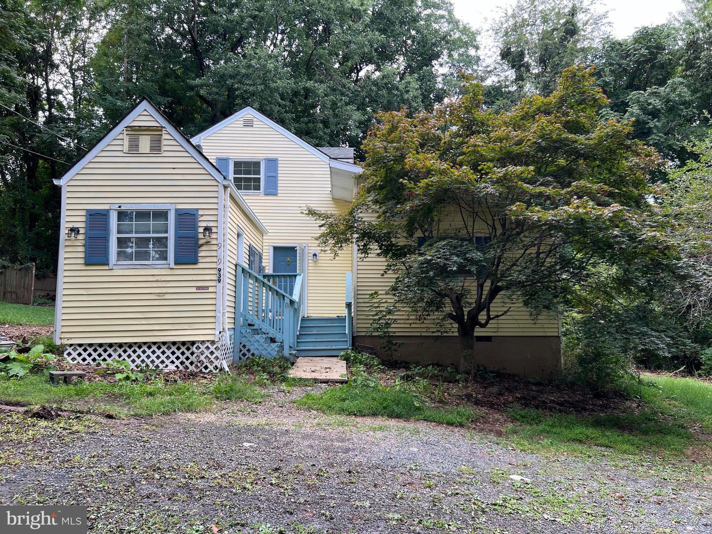 939 MOUNTAIN HEIGHTS ROAD