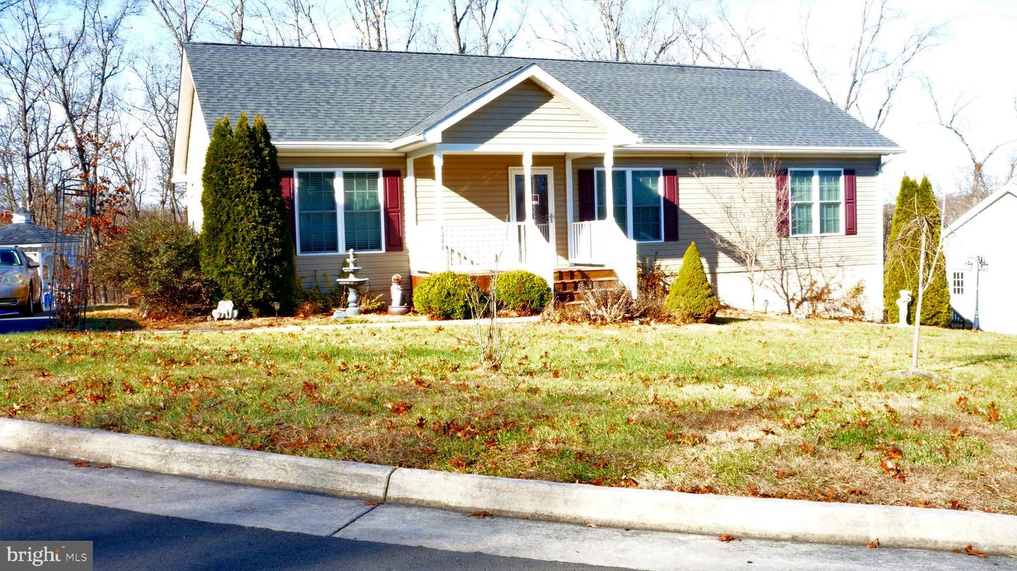 1488 MALLARD PLACE