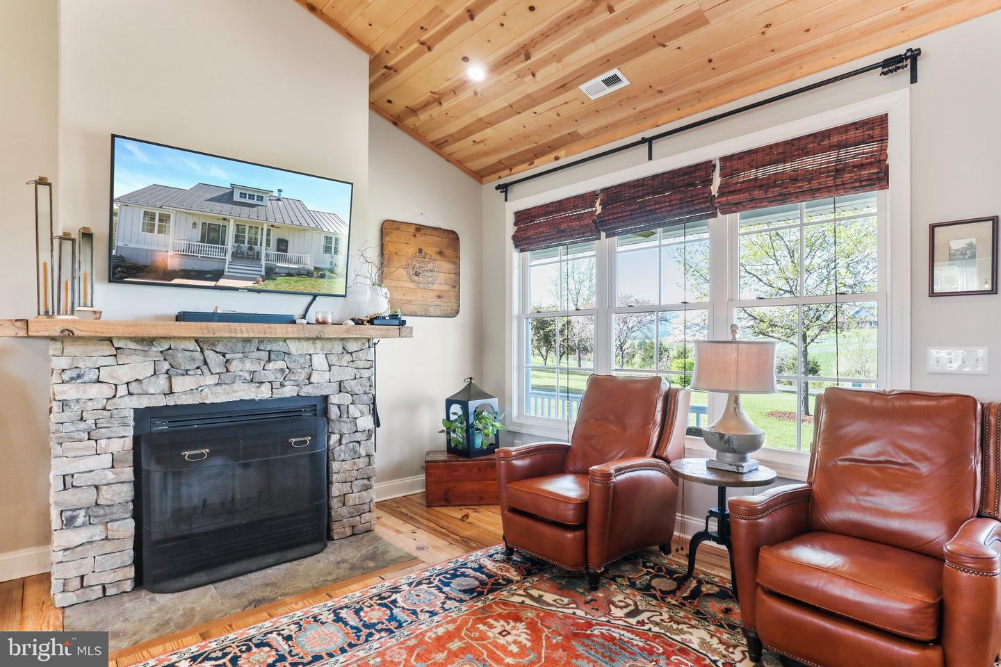 580 FOREST GROVE ROAD