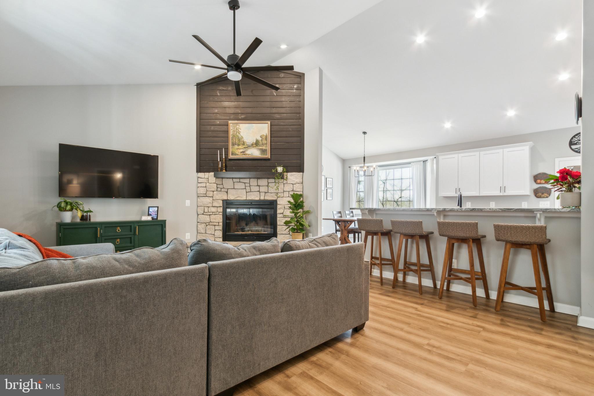 325 Brandy Rd