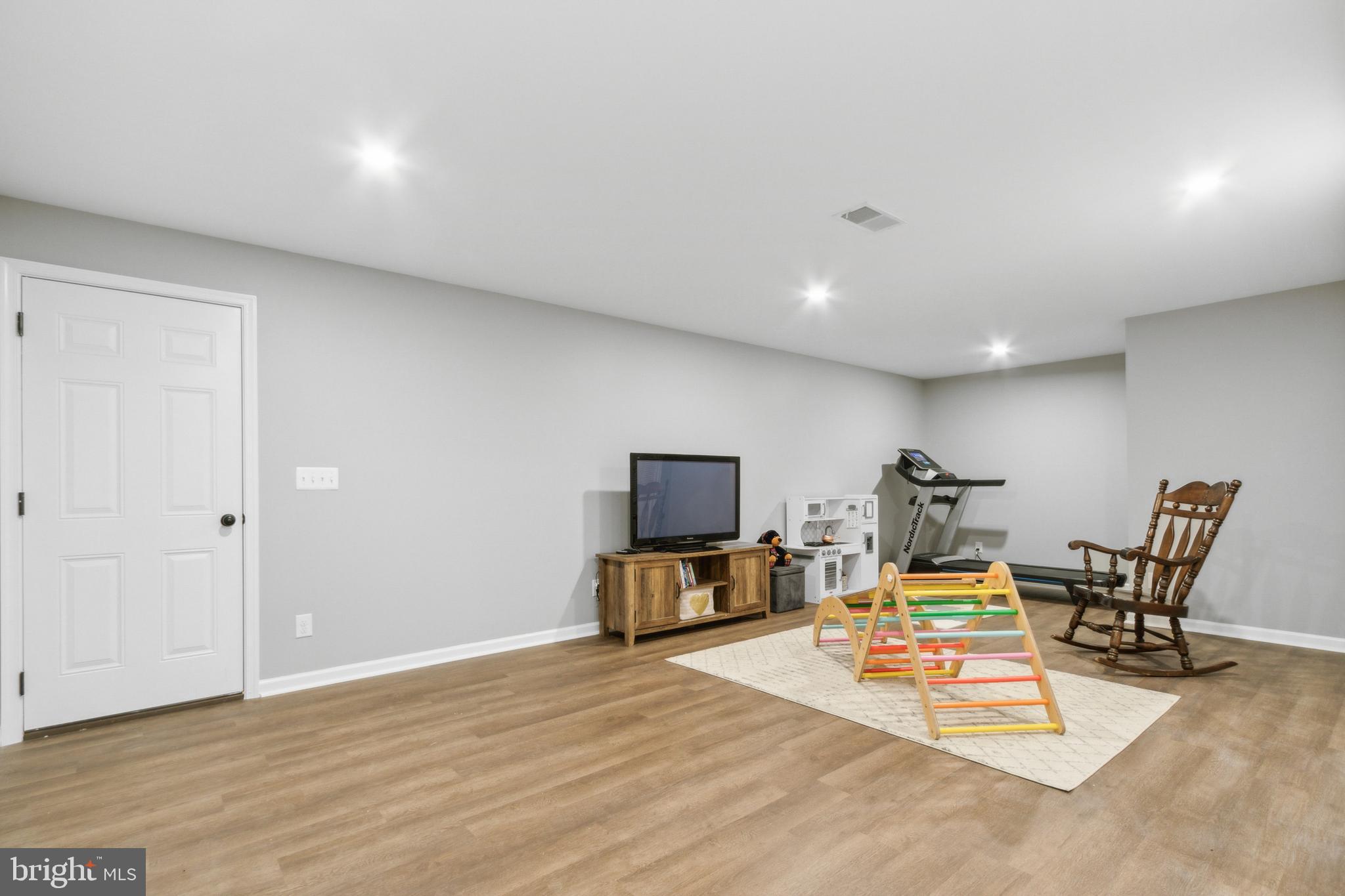 325 Brandy Rd