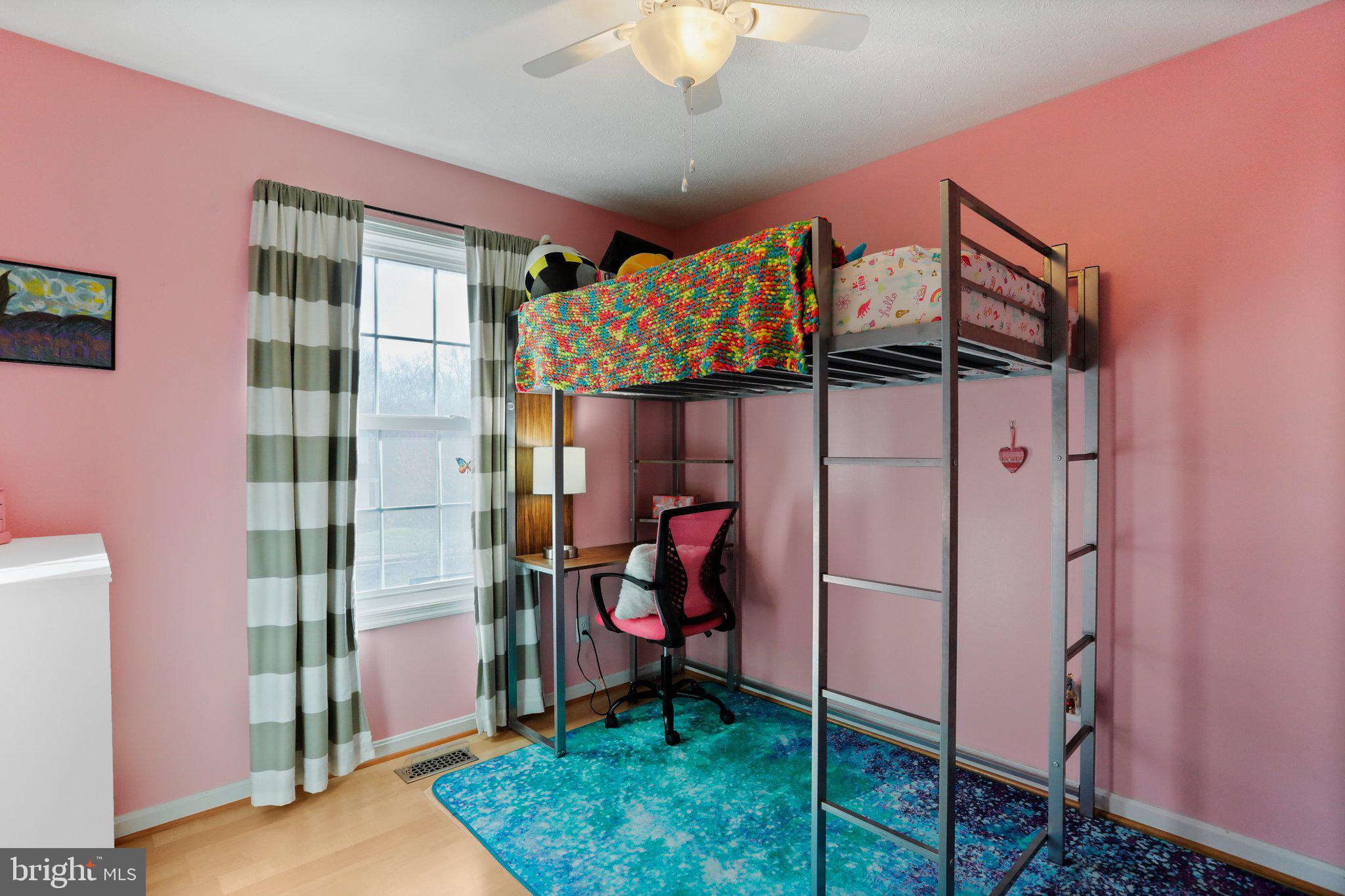 1121 Happy Ridge Dr