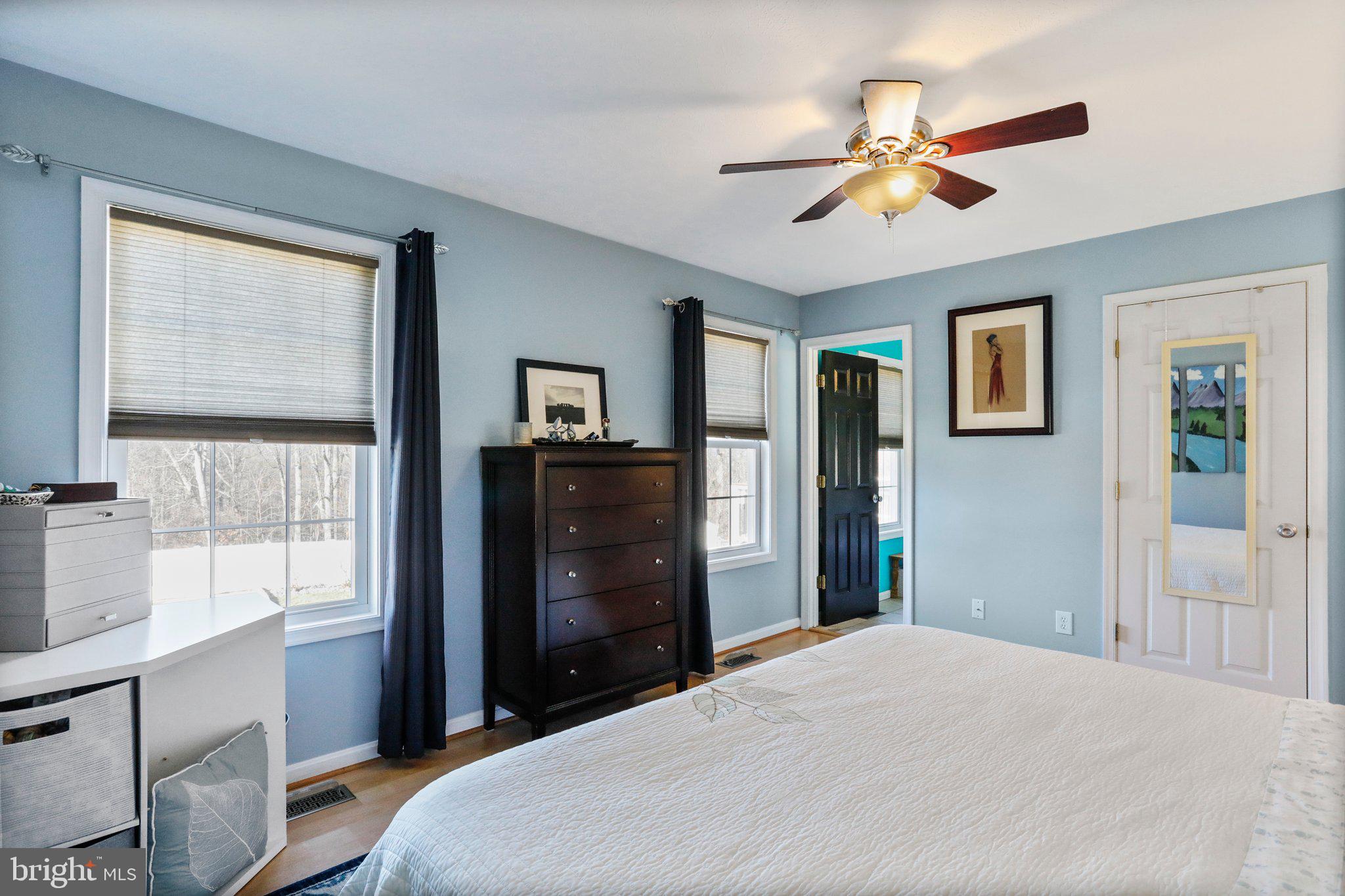 1121 Happy Ridge Dr