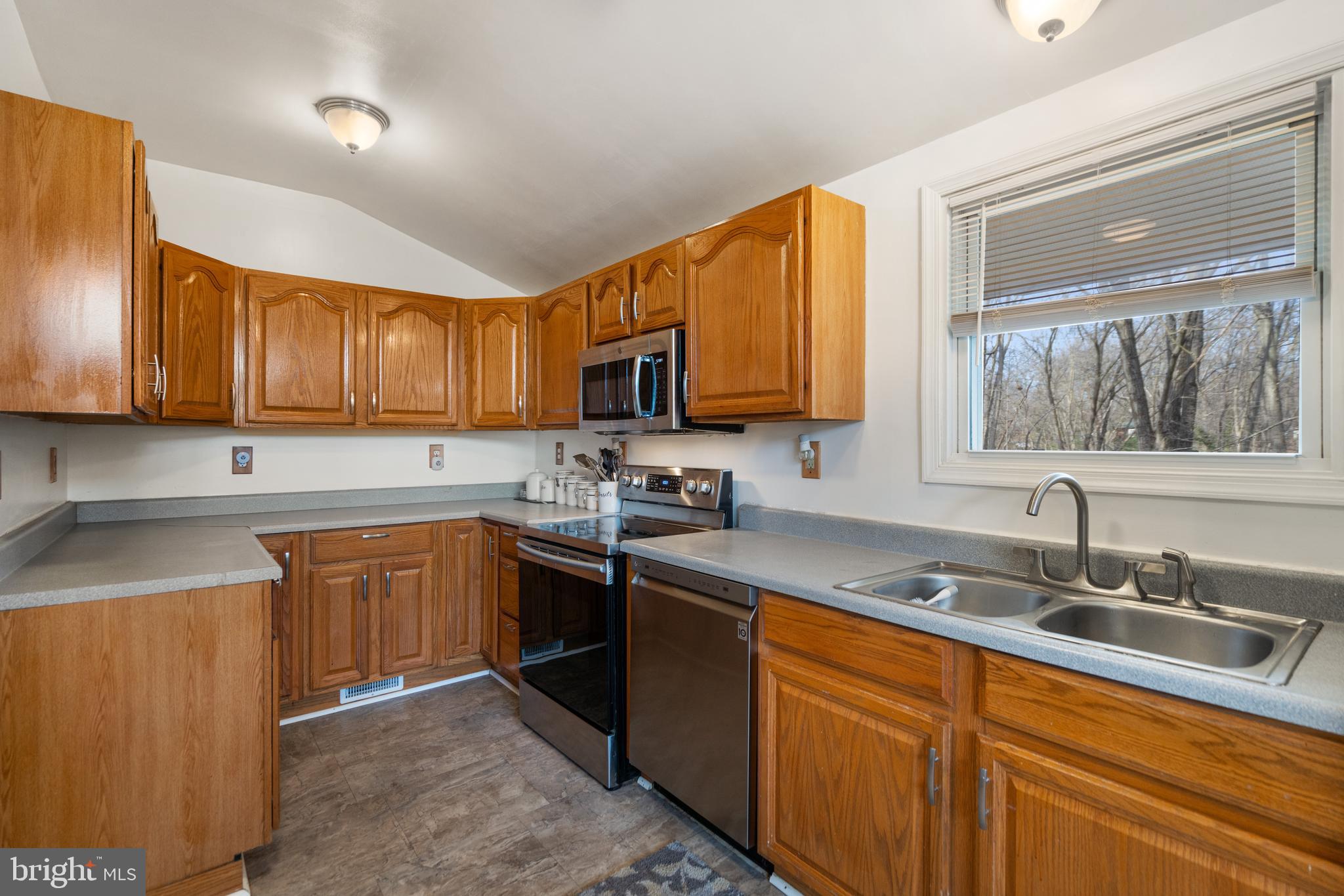 3171 Shenandoah Shores Rd