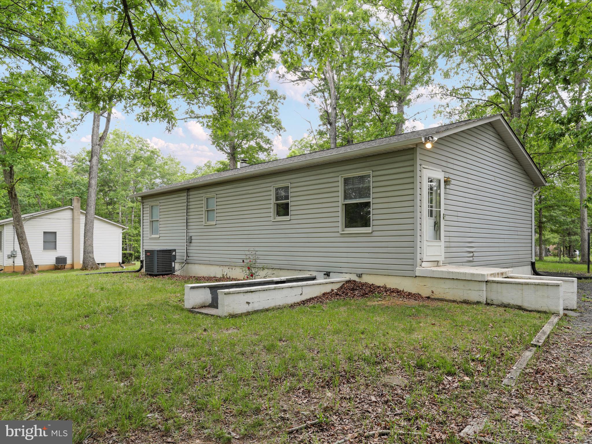 80 Hickory Rd
