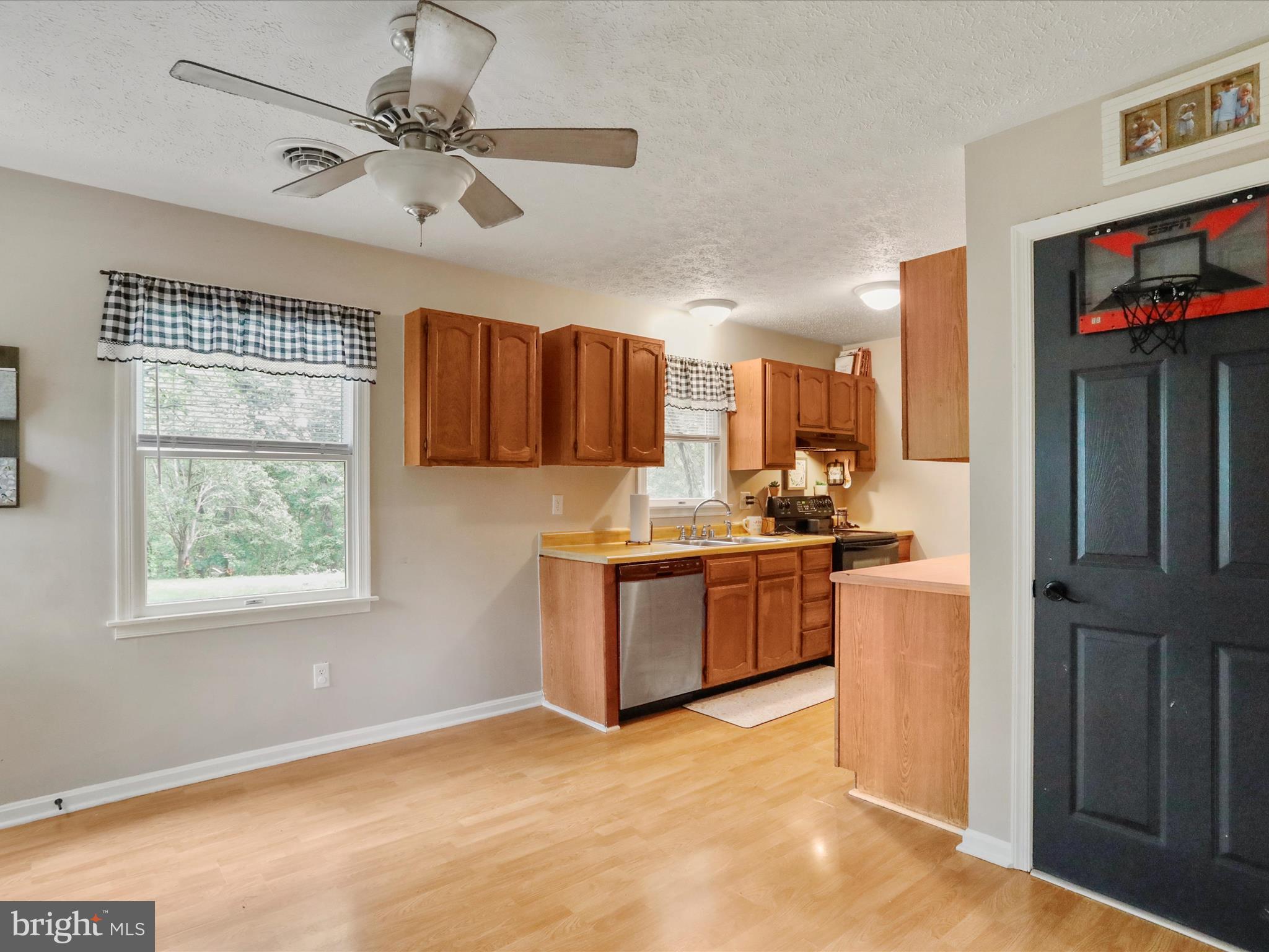 80 Hickory Rd
