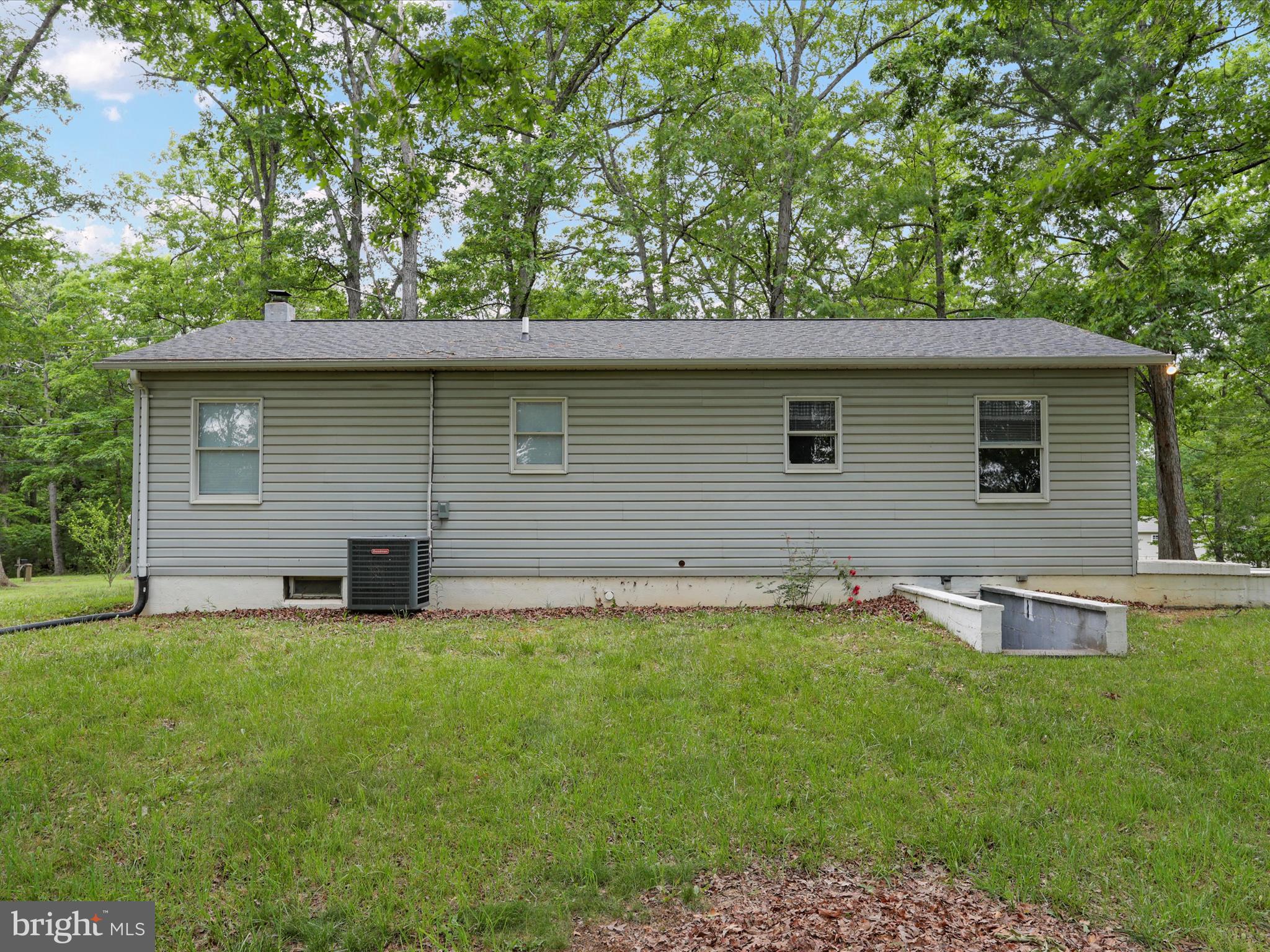 80 Hickory Rd