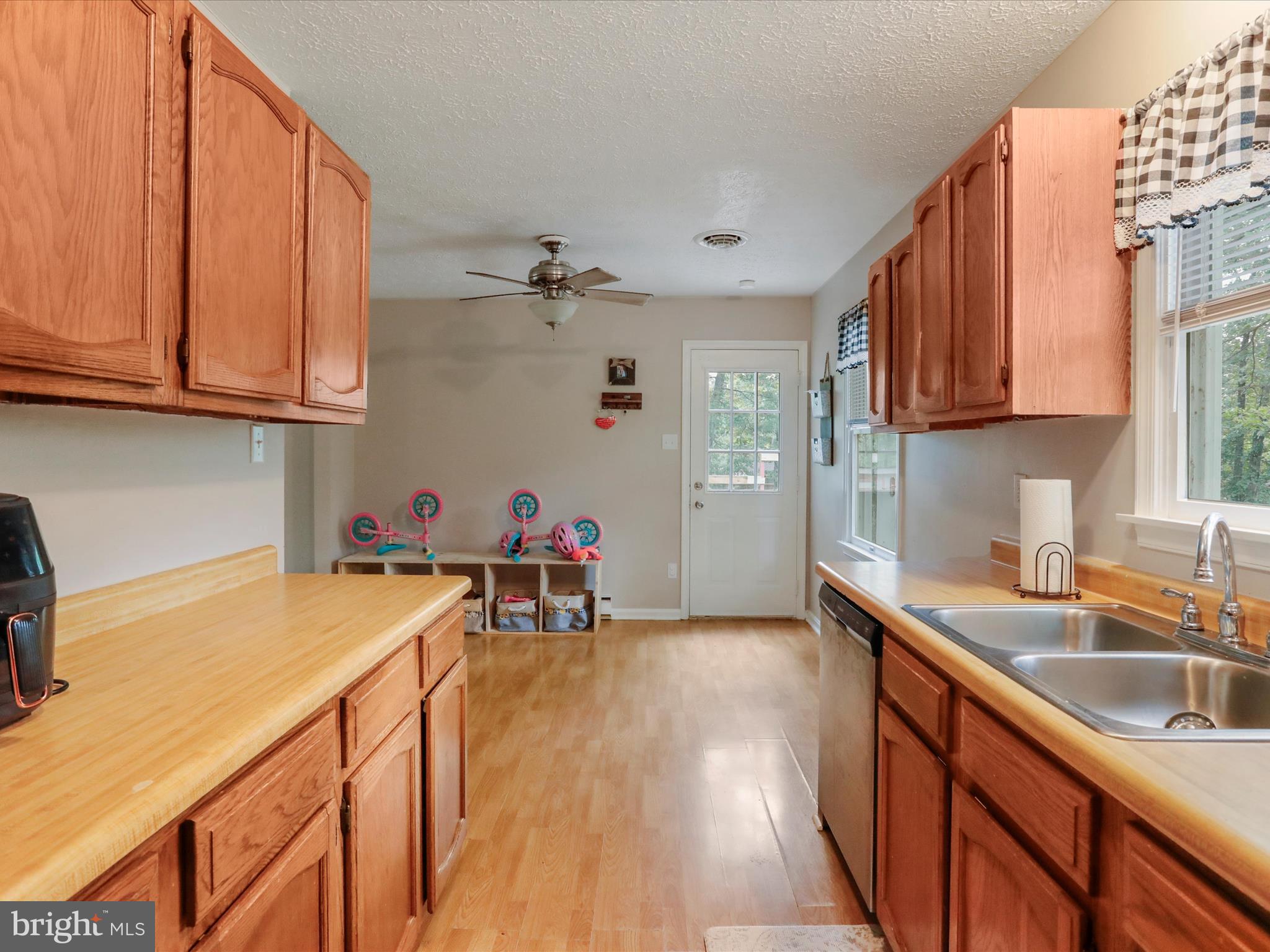 80 Hickory Rd