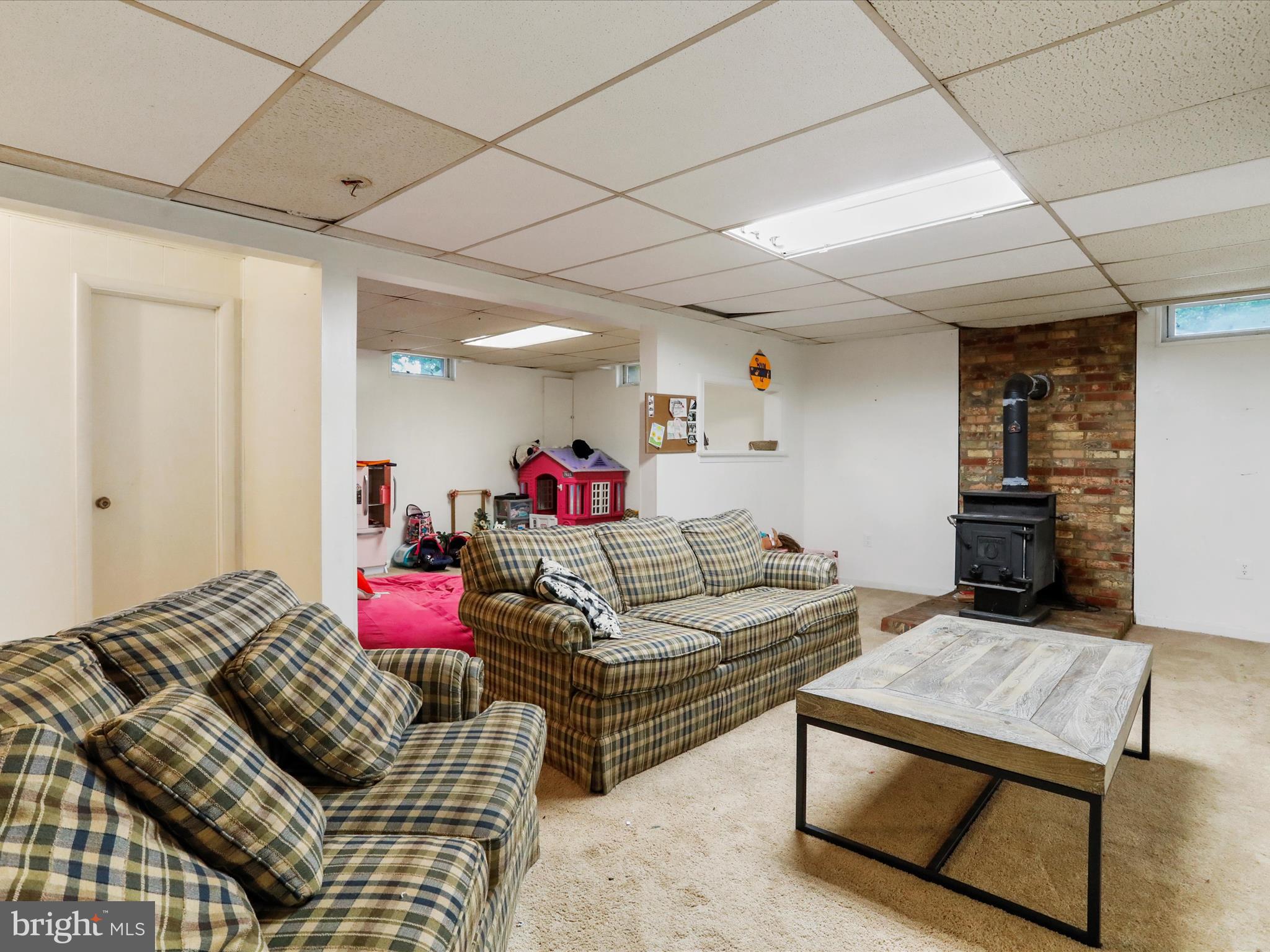 80 Hickory Rd