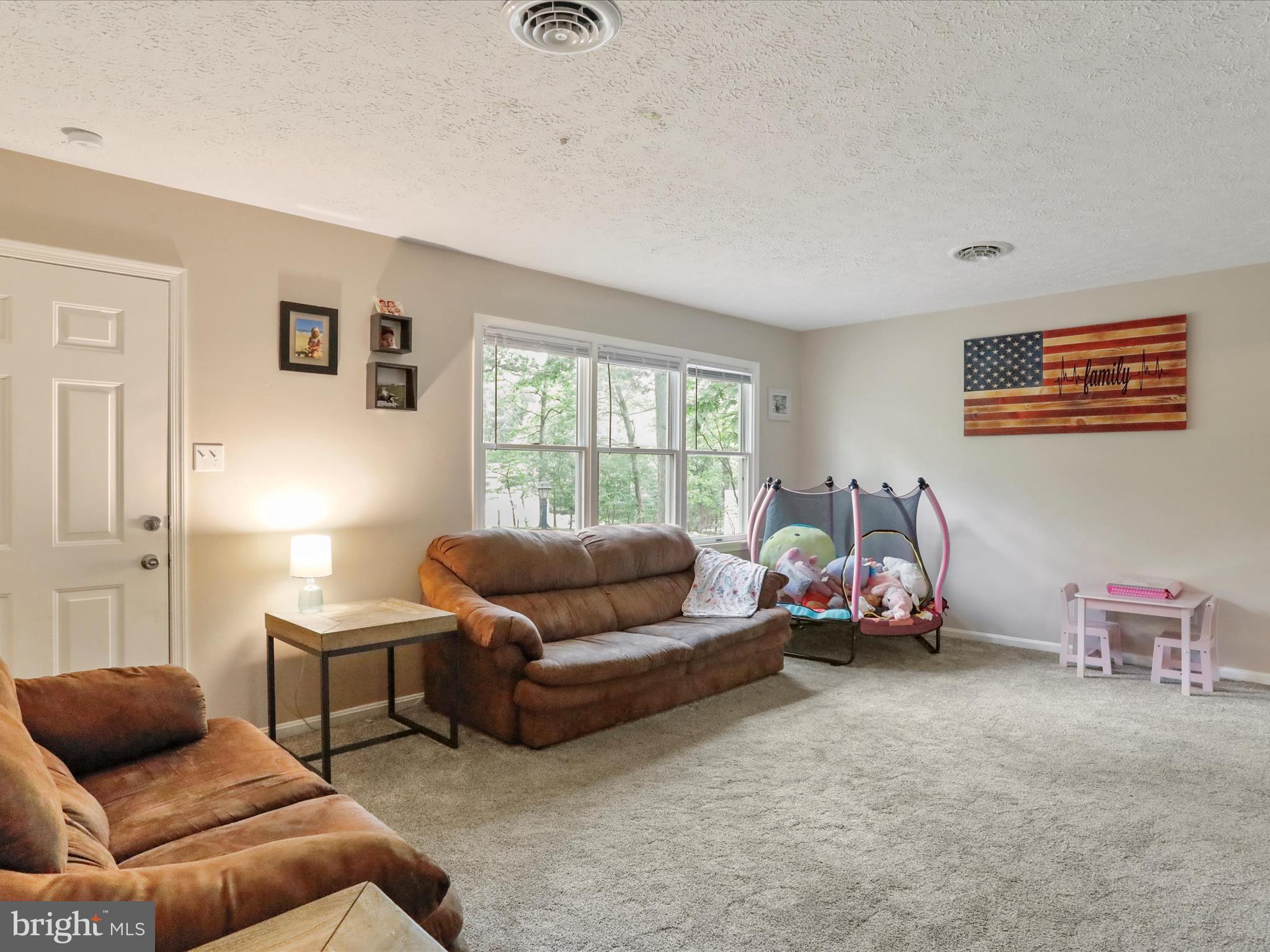 80 Hickory Rd