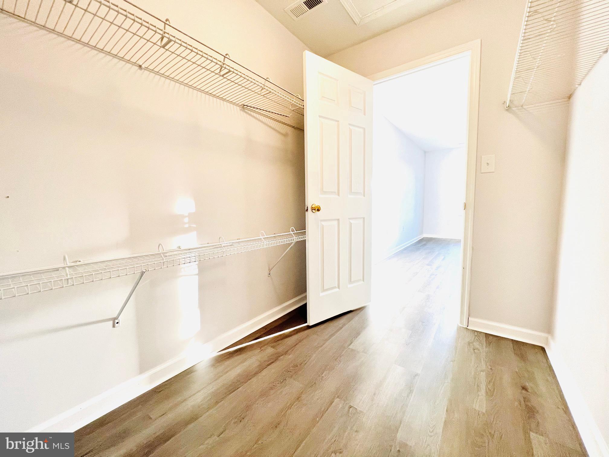 166 KERFOOT AVE