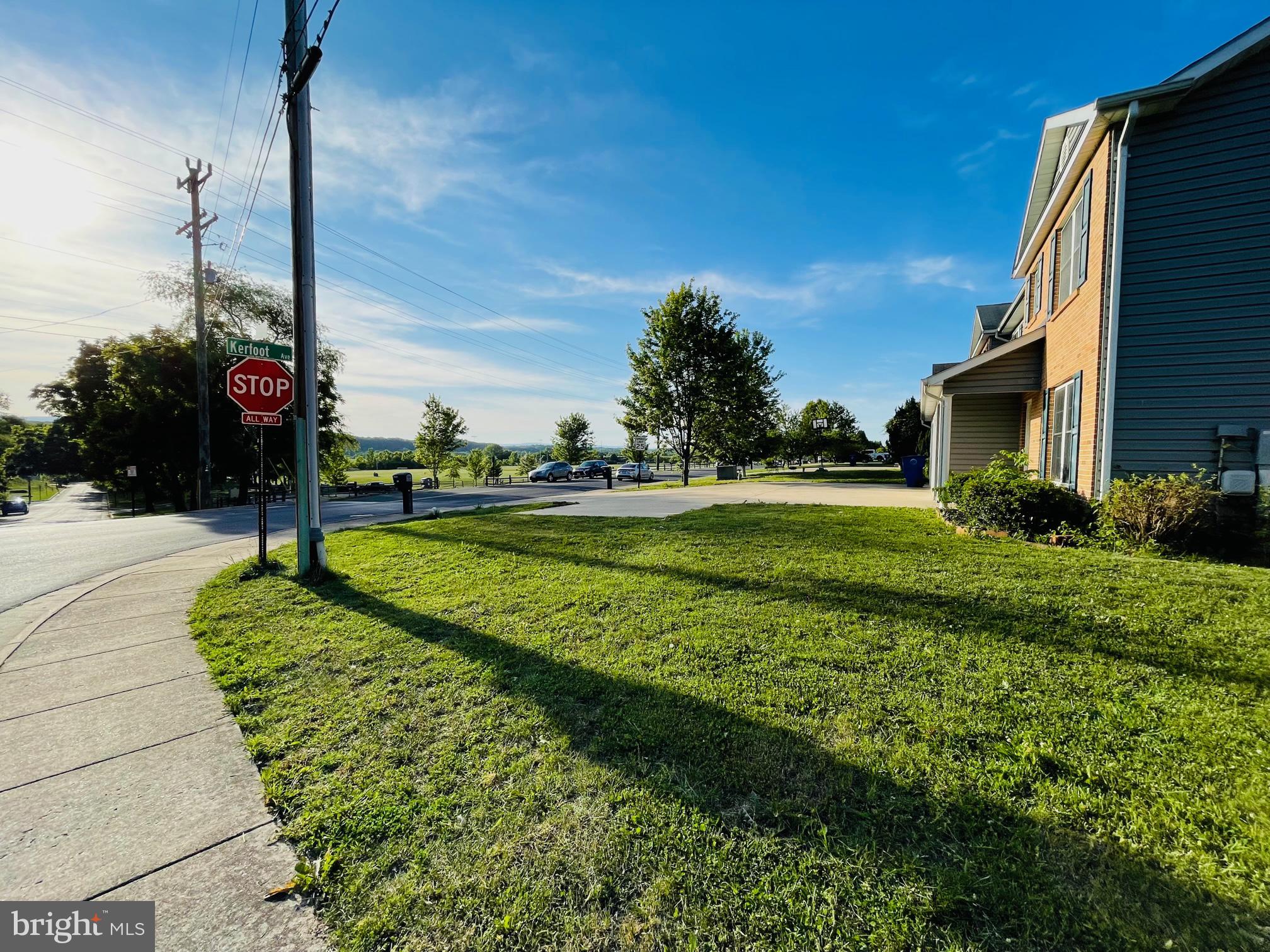 166 KERFOOT AVE