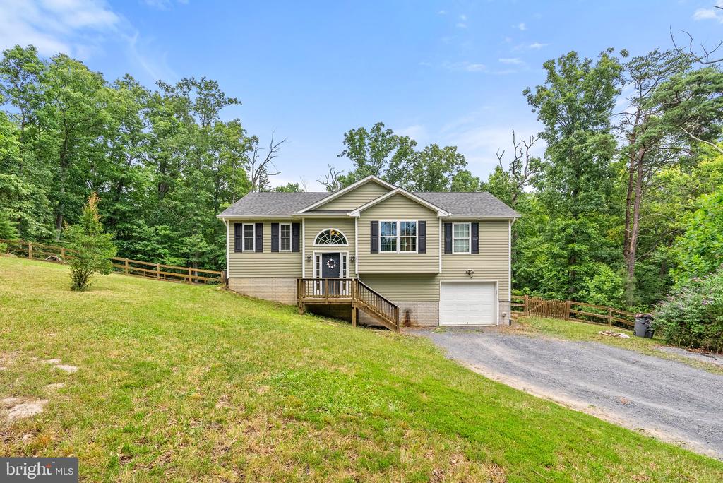 171 Martins Farm Rd