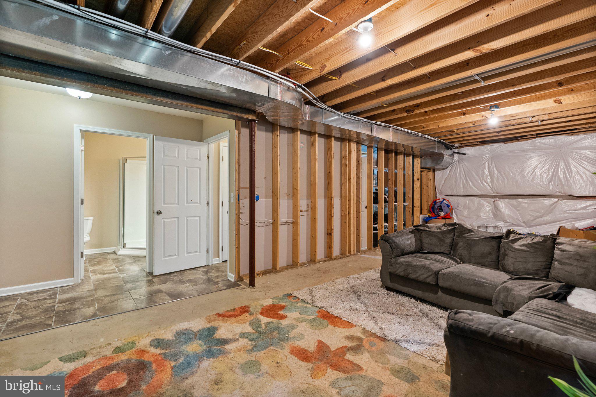 171 Martins Farm Rd