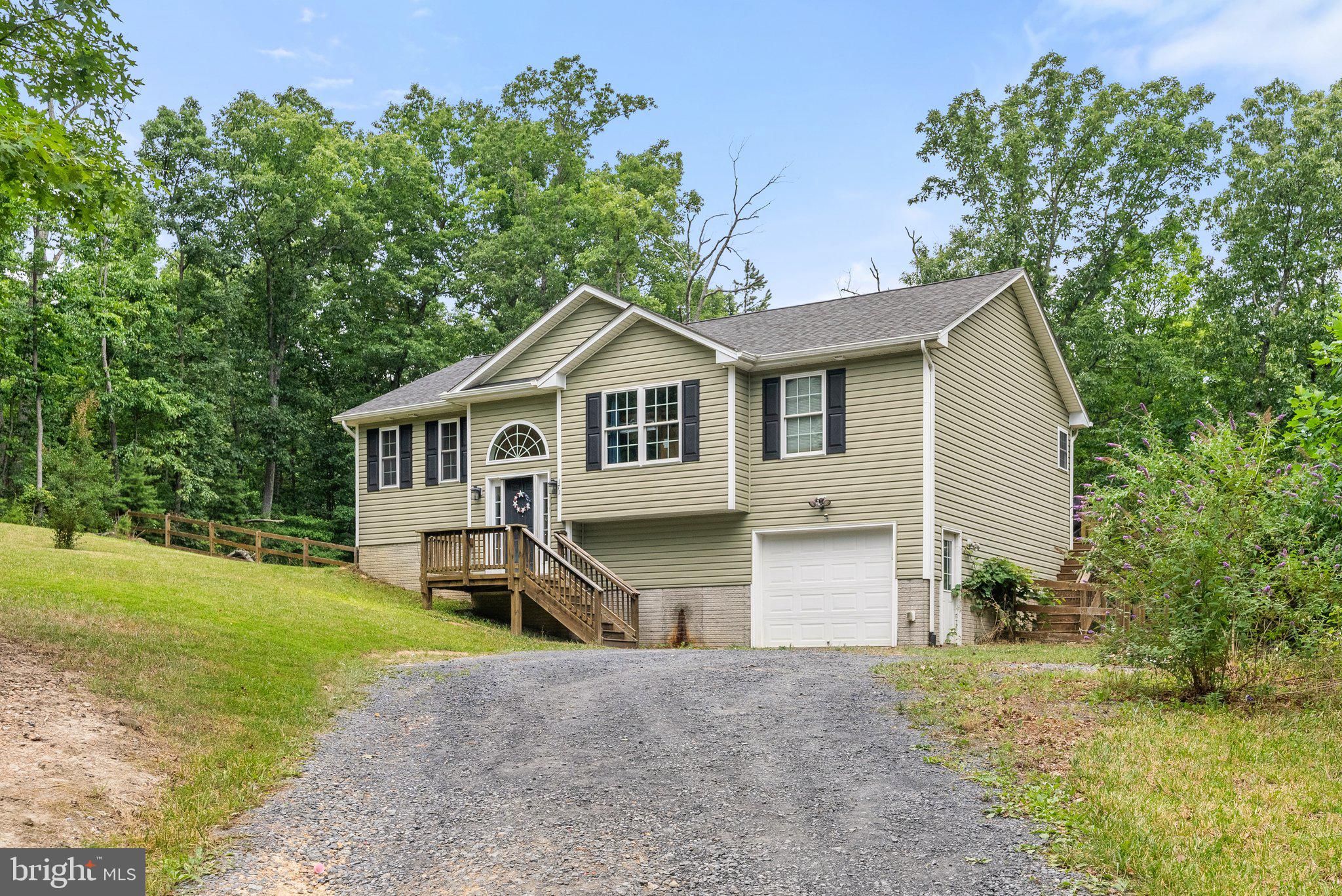 171 Martins Farm Rd