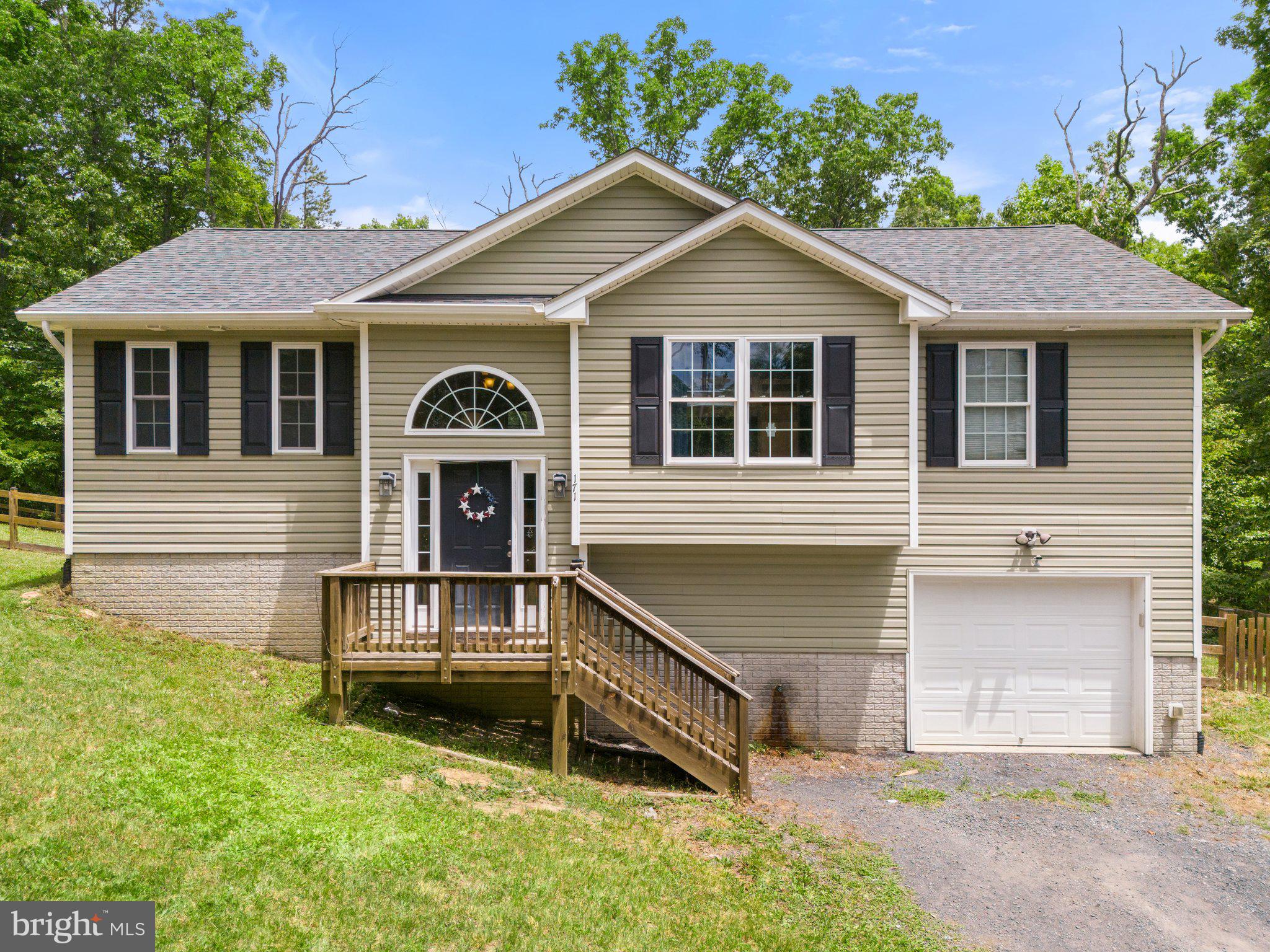 171 Martins Farm Rd
