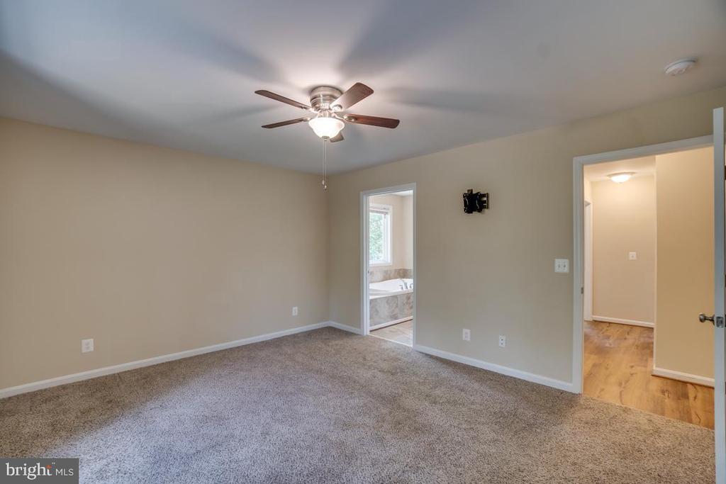 58 Dale Dr