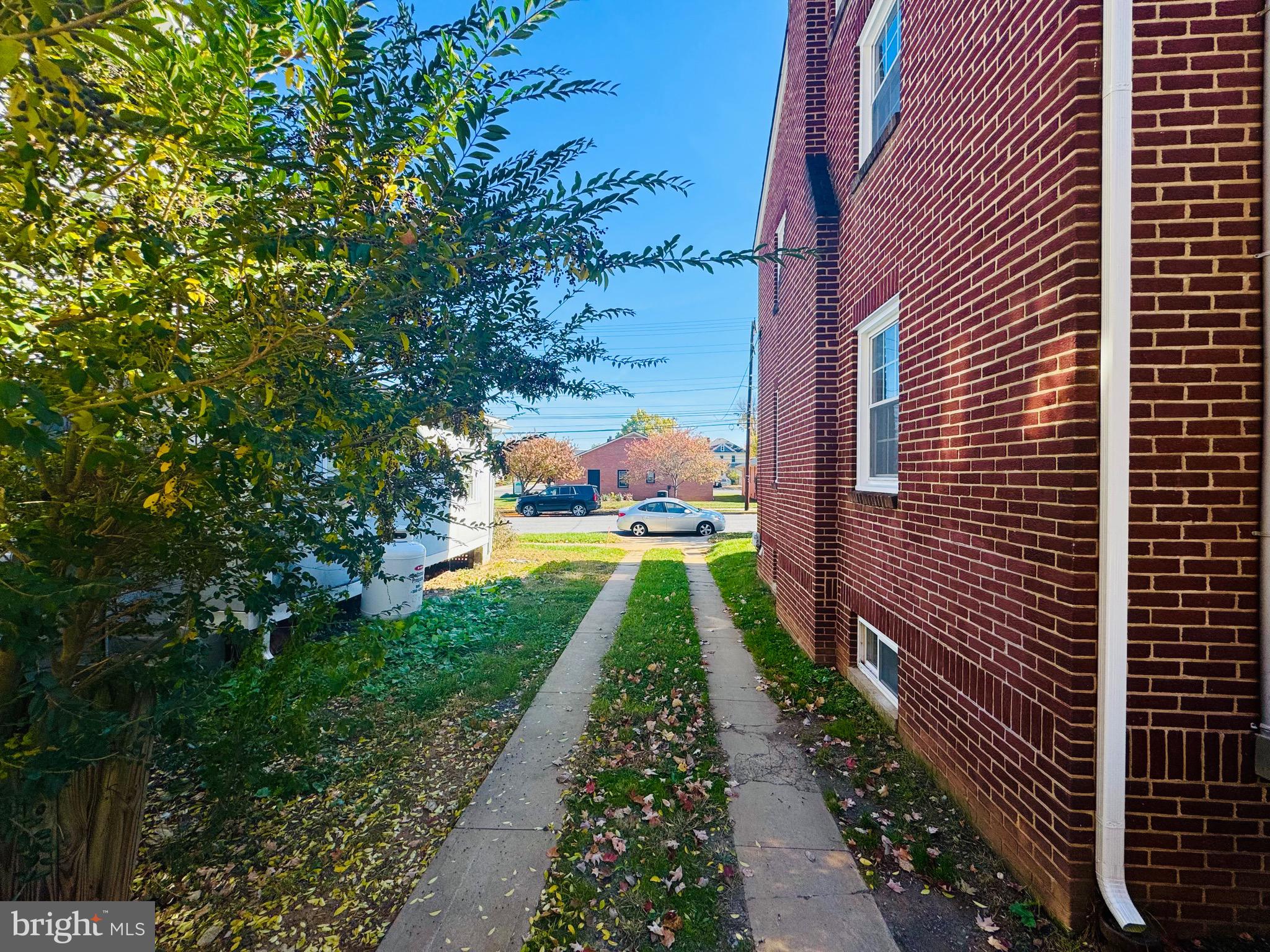 328 Virginia Ave