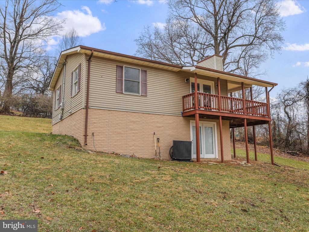 61 Broadway Ln
