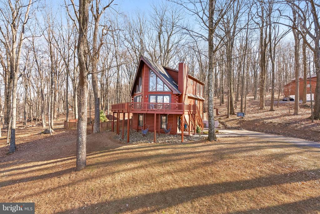 323 Alpine Dr