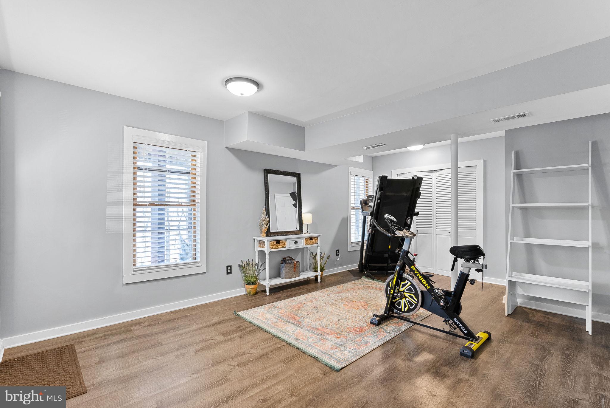 323 Alpine Dr