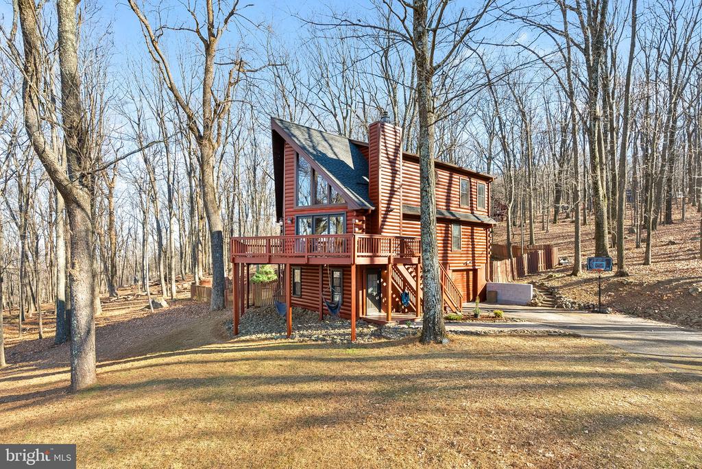 323 Alpine Dr