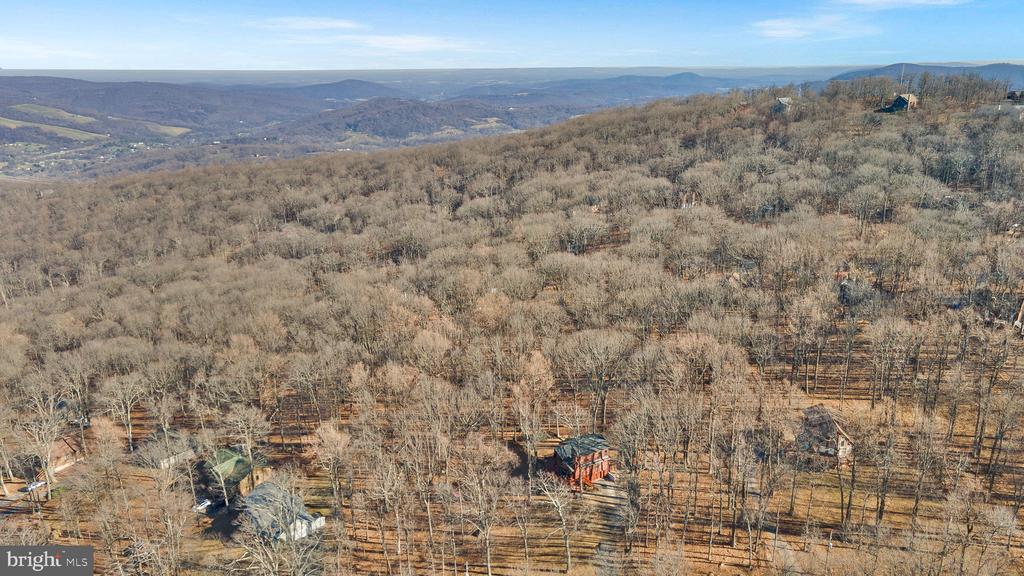 323 Alpine Dr