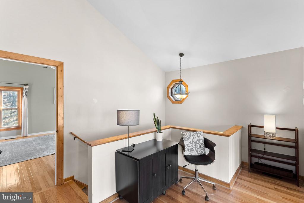 323 Alpine Dr