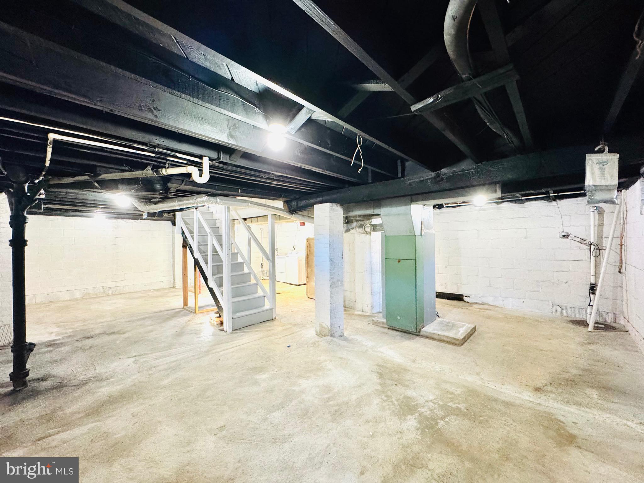 31 N Marshall St
