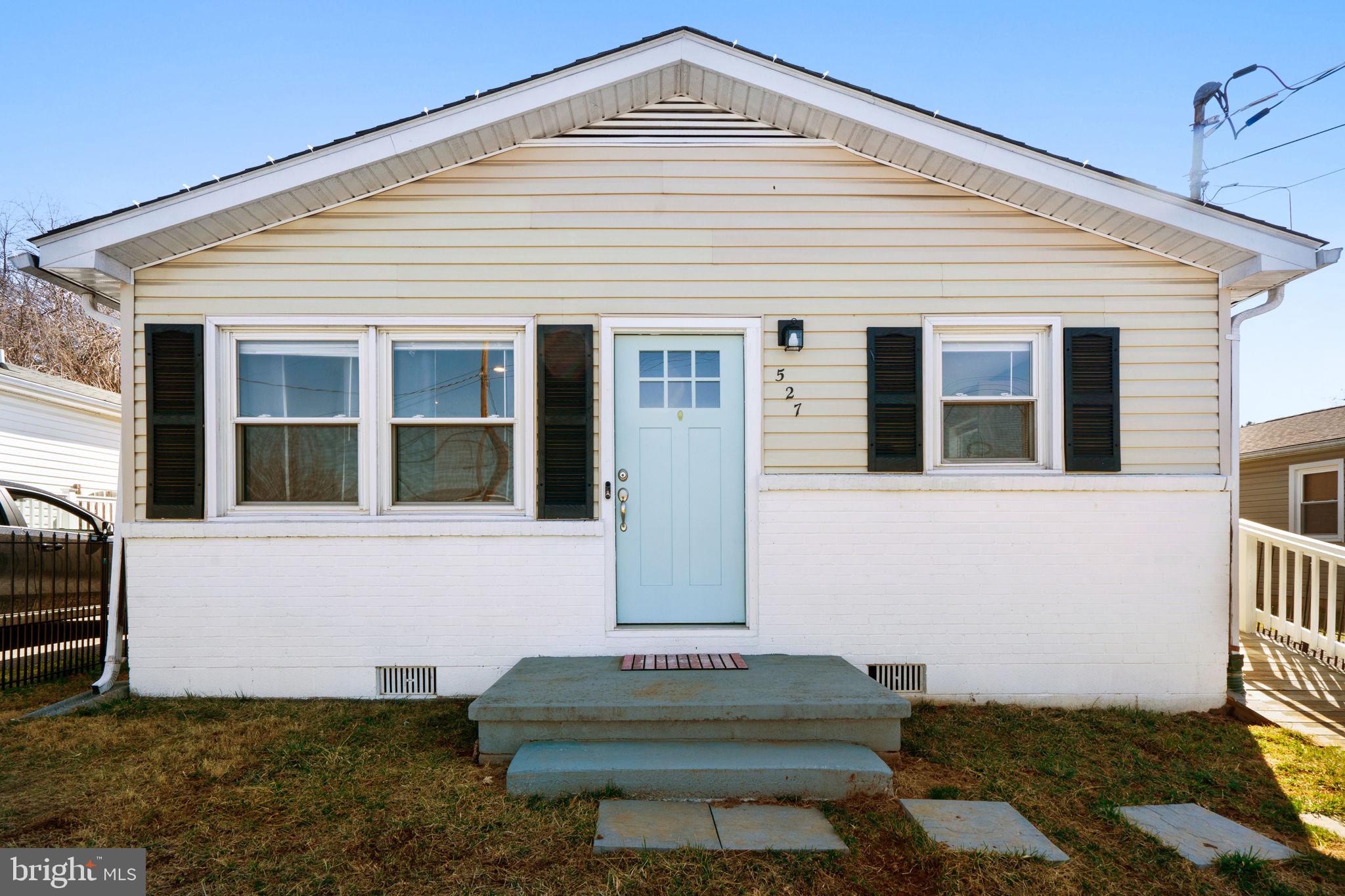 527 Frederick Ave