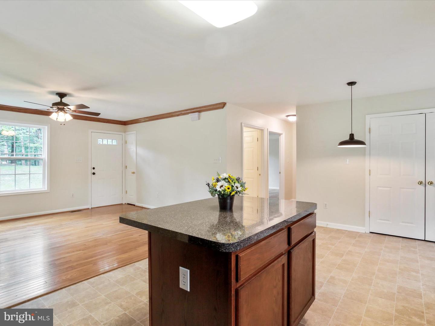 375 Arrowhead Rd
