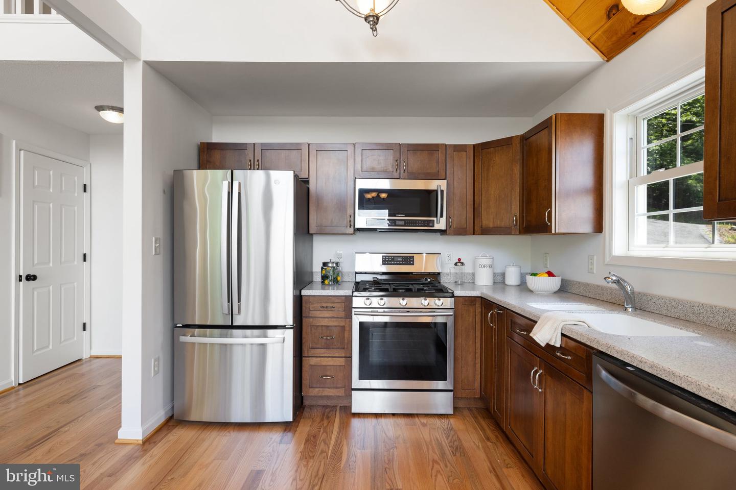 728 Shenandoah Valley Dr